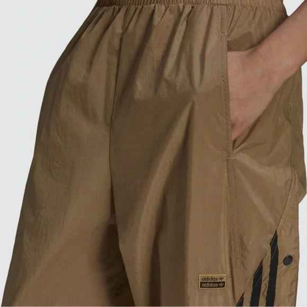 Adidas Originals Nylon track pants S NWT tan/black - Picture 5 of 5
